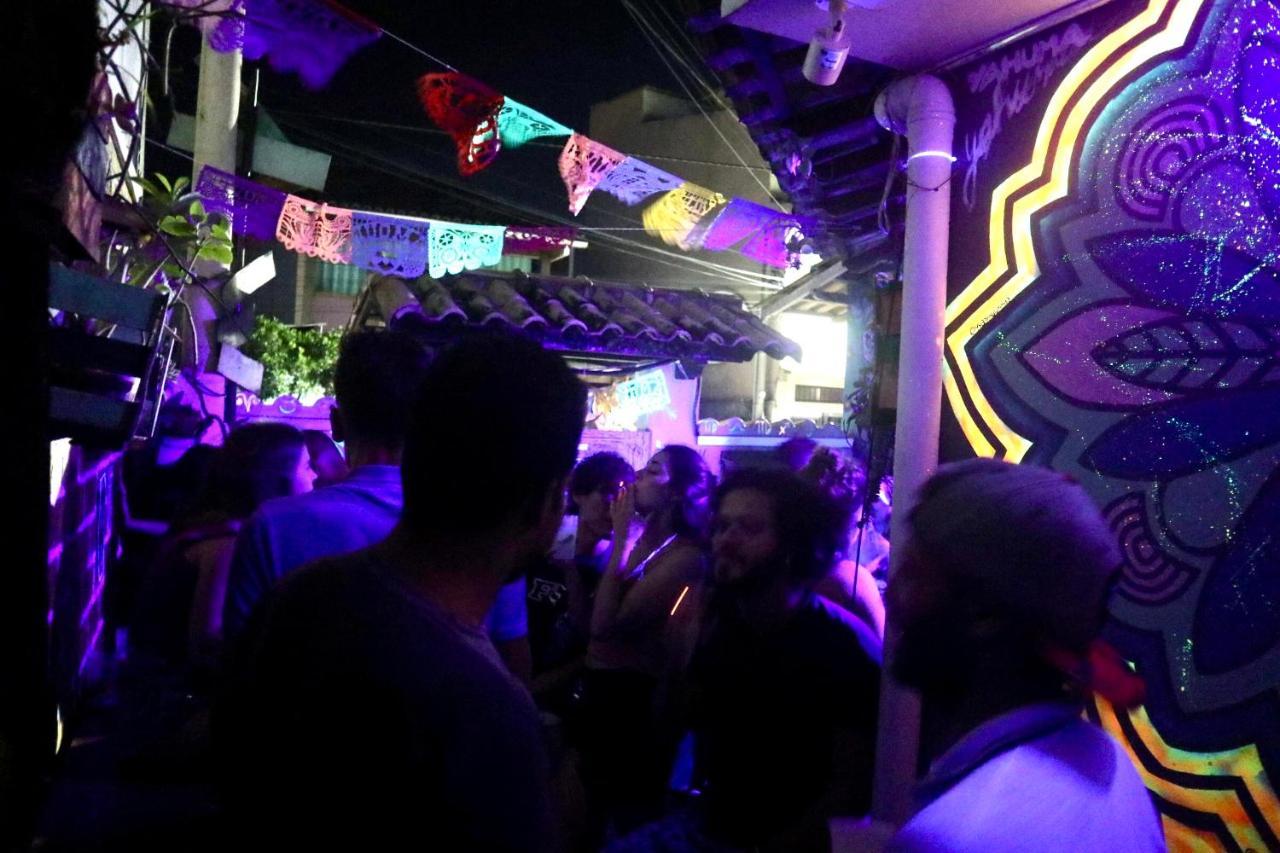 Chamos Hostel Cultural أرايال دو كابو المظهر الخارجي الصورة