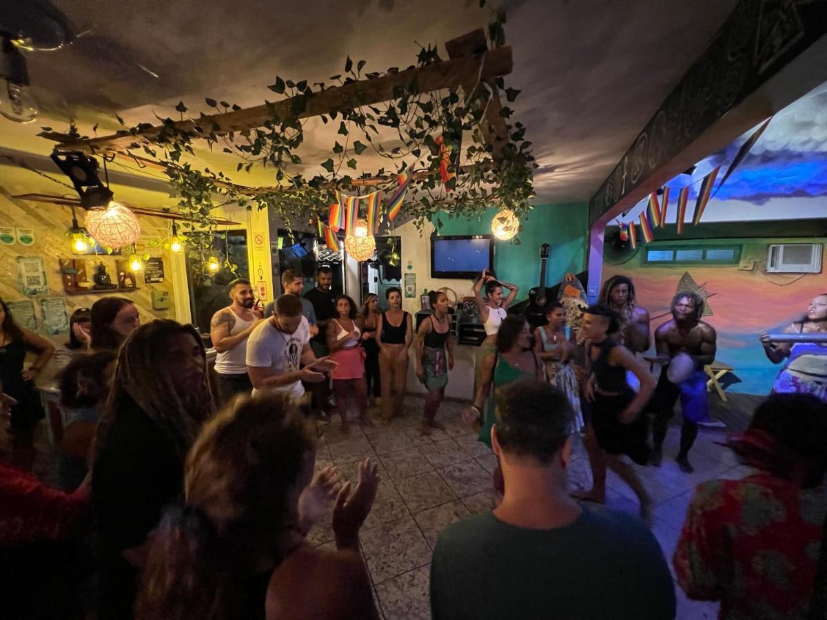 Chamos Hostel Cultural أرايال دو كابو المظهر الخارجي الصورة